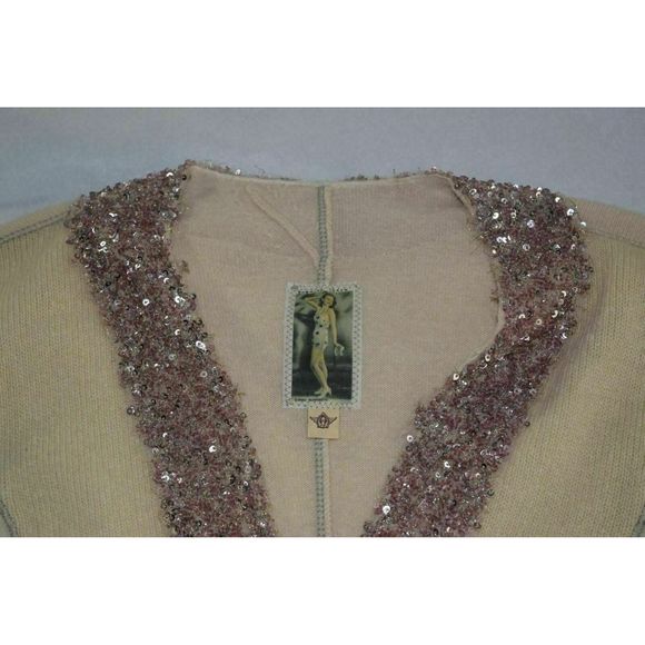 Burning Torch Cashmere Sweater sz M Made in USA - Picture 3 of 12